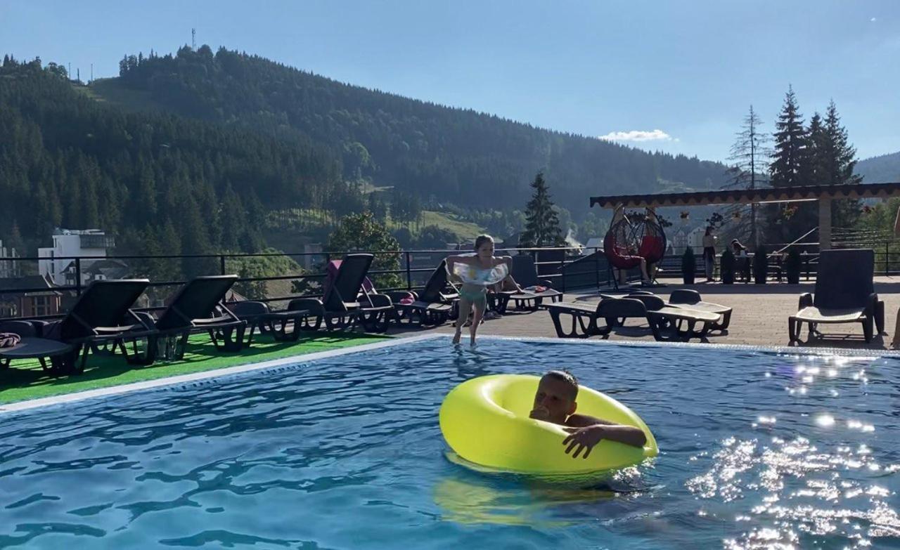 Маєток "Zymon & Ski" Bukovel Exterior photo